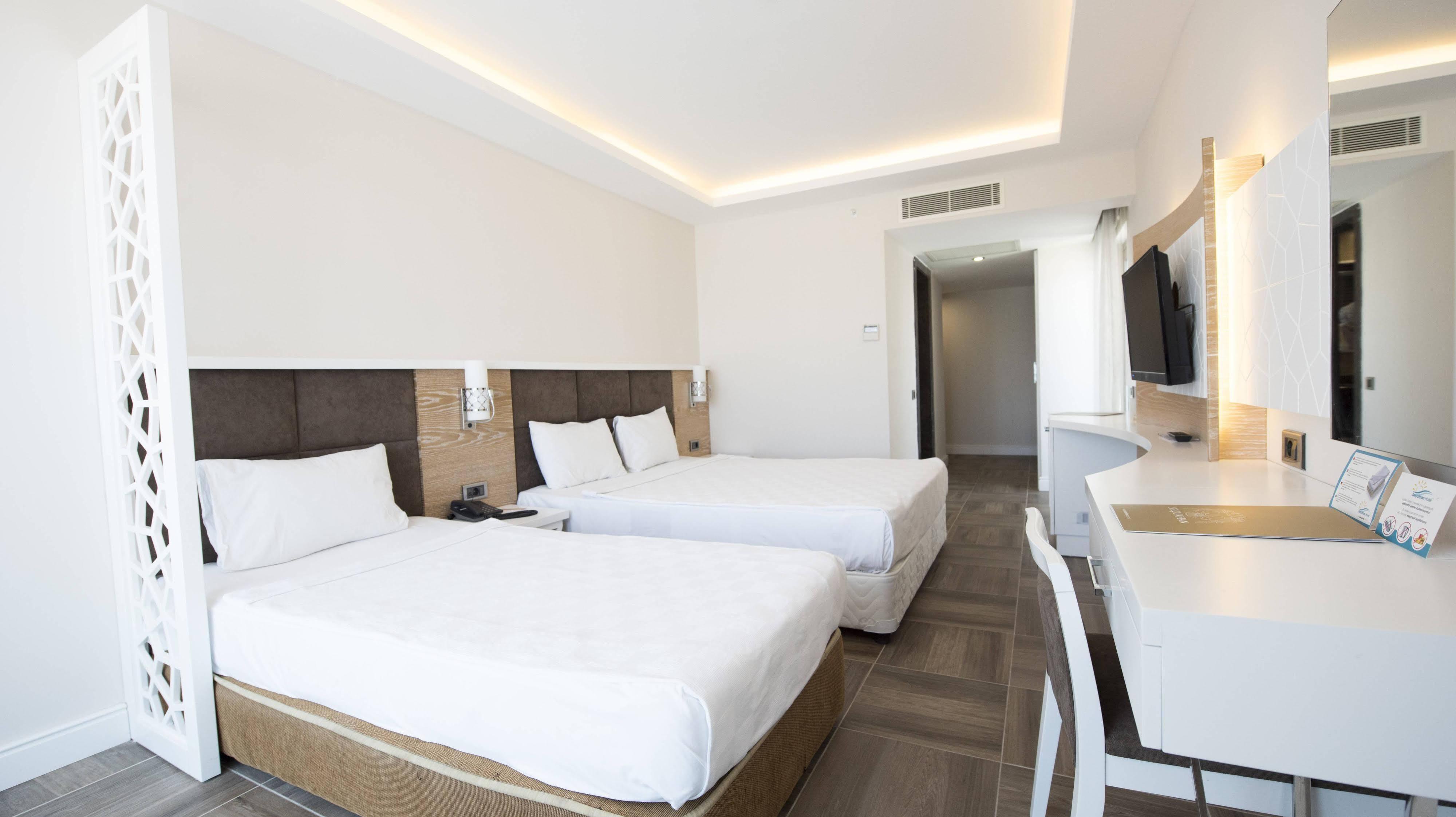 Selcukhan Hotel ベルディビ エクステリア 写真